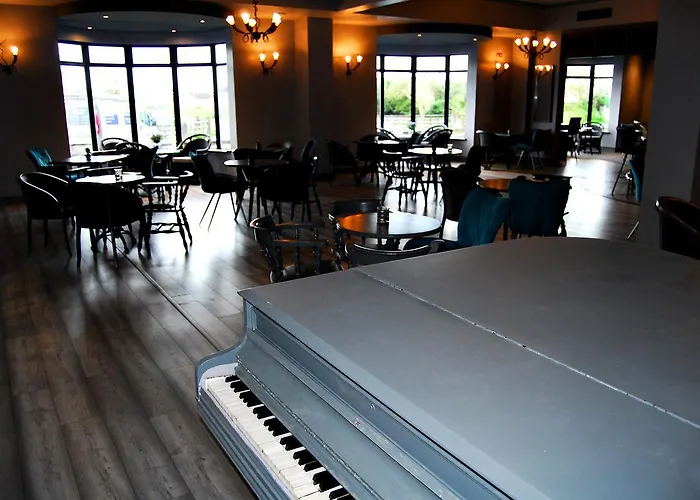 Coast Rosslare Отель 3*